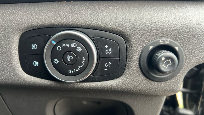 Ford Transit 350 L3 Diesel Fwd 2.0 EcoBlue 170ps H2 Limited Van Auto